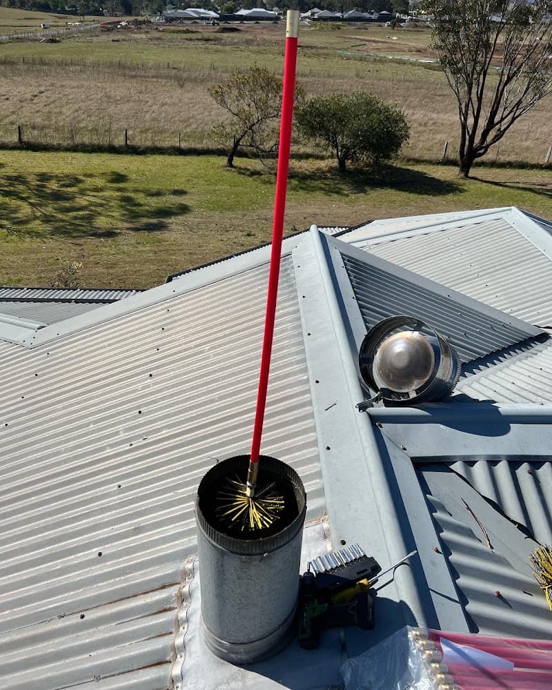 Lake Mac Window and Exterior Cleaning gutter cleaning work in Morisset