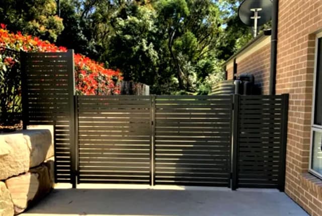 Lake Macquarie Fencing fencing work in Garden Suburb