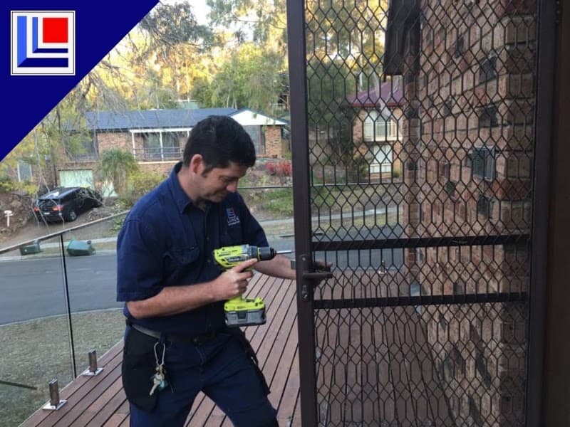 Lance Locksmiths locksmith work in Illawong