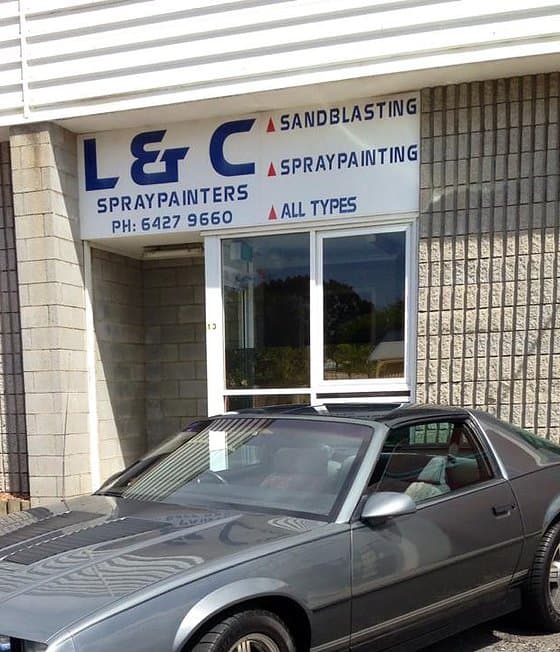 L&C Spraypainters painter work in East Devonport