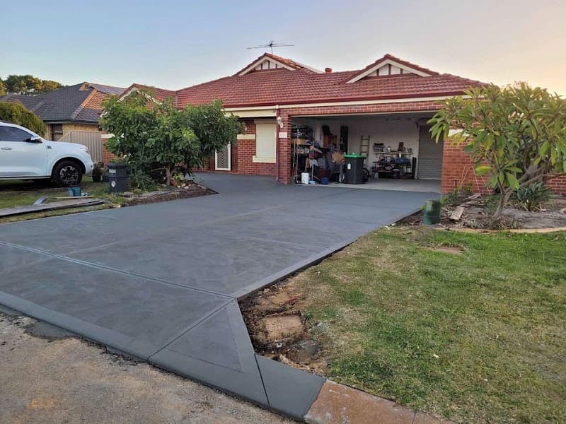 Landscapers Hervey Bay fencing work in Urraween