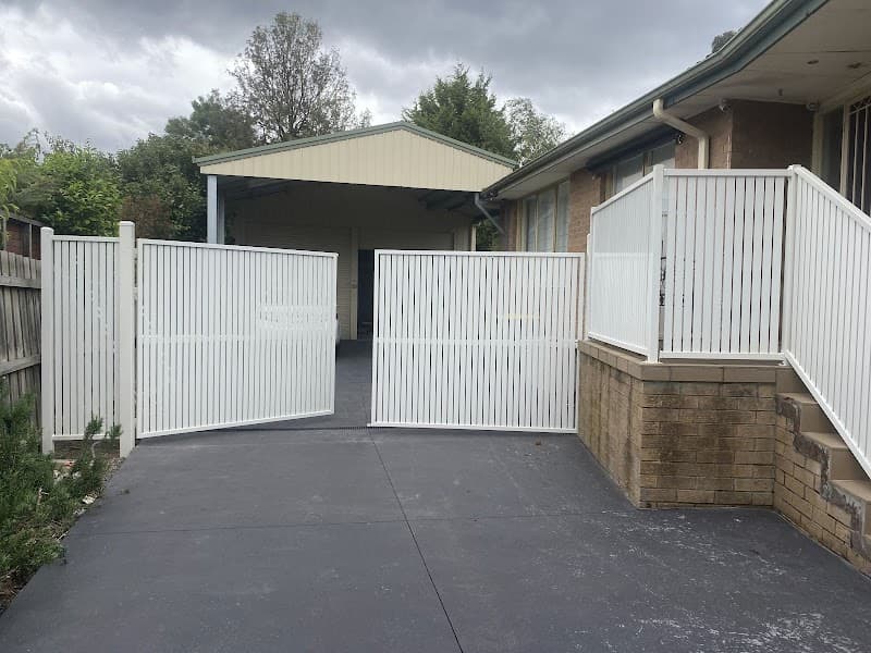 Latitude Fencing & Gates fencing work in Heidelberg West