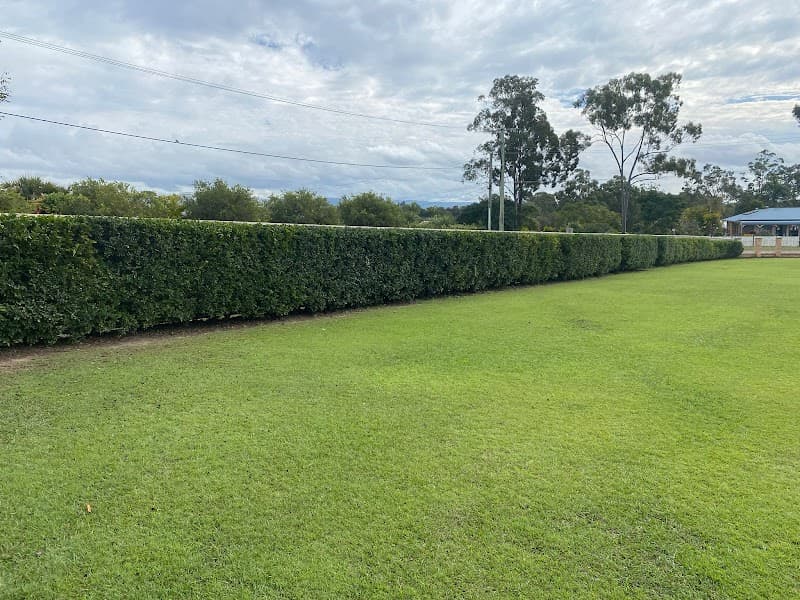 Lawn And Leaves Property Maintenance lawn care work in Burpengary
