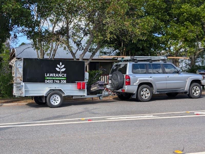 Lawrance Mowing and Maintenance lawn care work in North Ipswich
