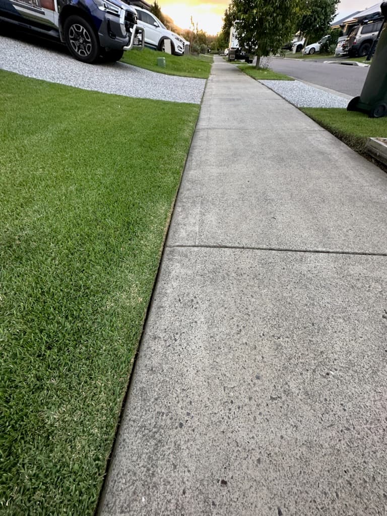 Lawrance Mowing and Maintenance lawn care work in North Ipswich