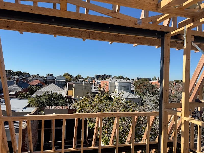 LB Build carpentry work in Mornington