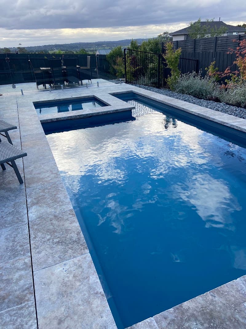 LDR Pools pool builder work in Ringwood