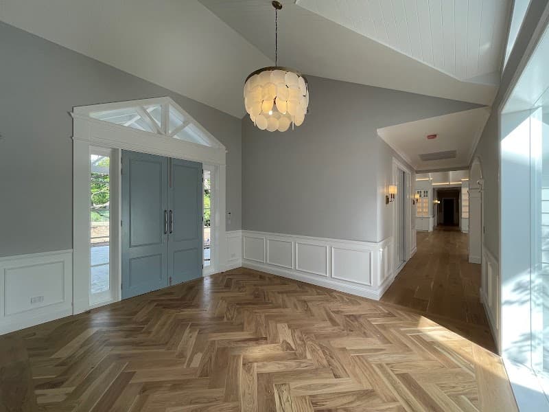 Leogreen Painting & Decorating Pty Ltd painter work in Mooloolaba