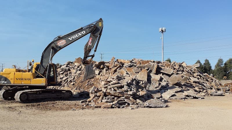 Lewis Demolition demolition work in Fyansford