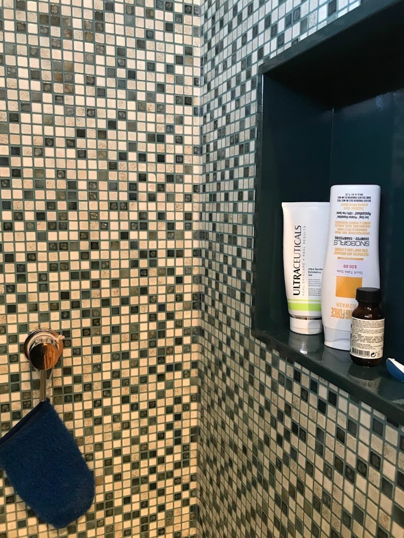 Lexa Tiling tiling work in Glen Huntly