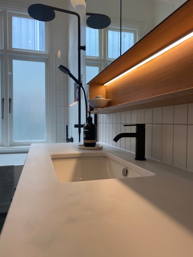 Lexa Tiling tiling work in Glen Huntly