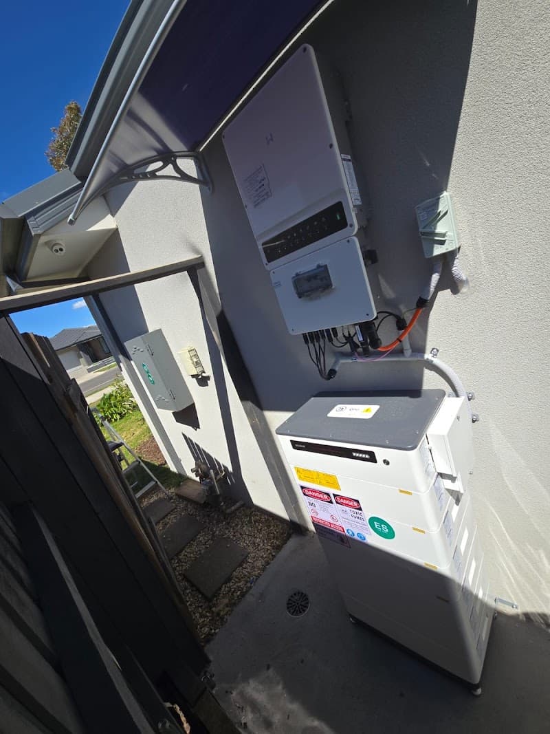 Life Solar solar panel installation work in Melbourne