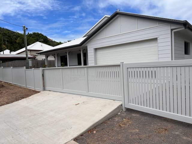 Lifestyle Aluminium Lattice fencing work in West End