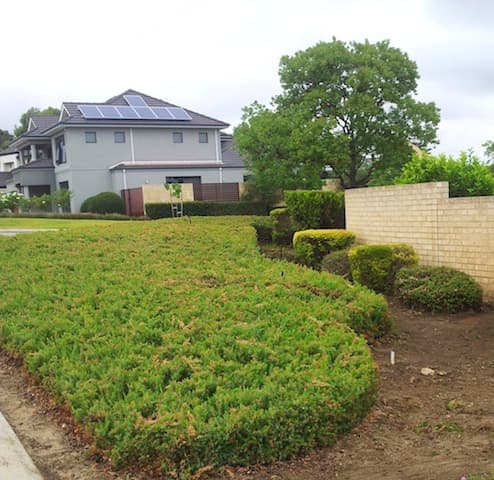 Lifestyle Tree Services tree services work in Wanneroo