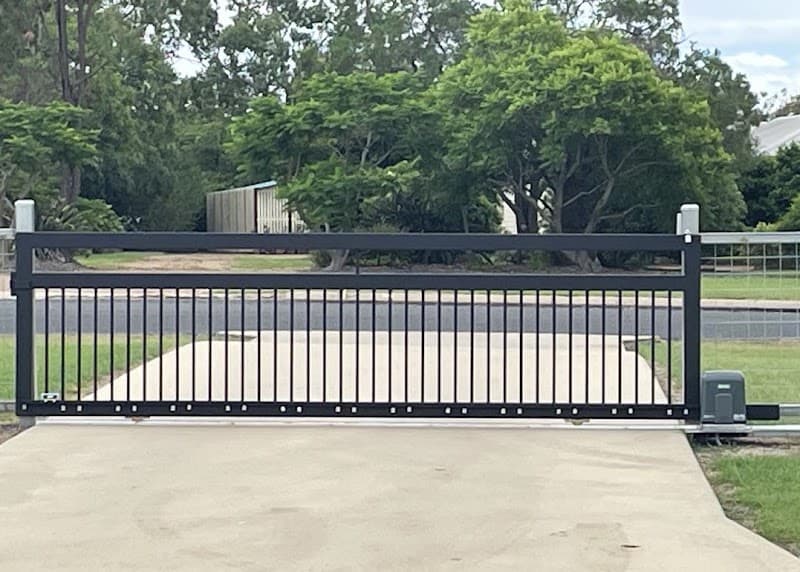 Limitless (Darling Downs) Garage Doors and Gates garage doors work in Harlaxton