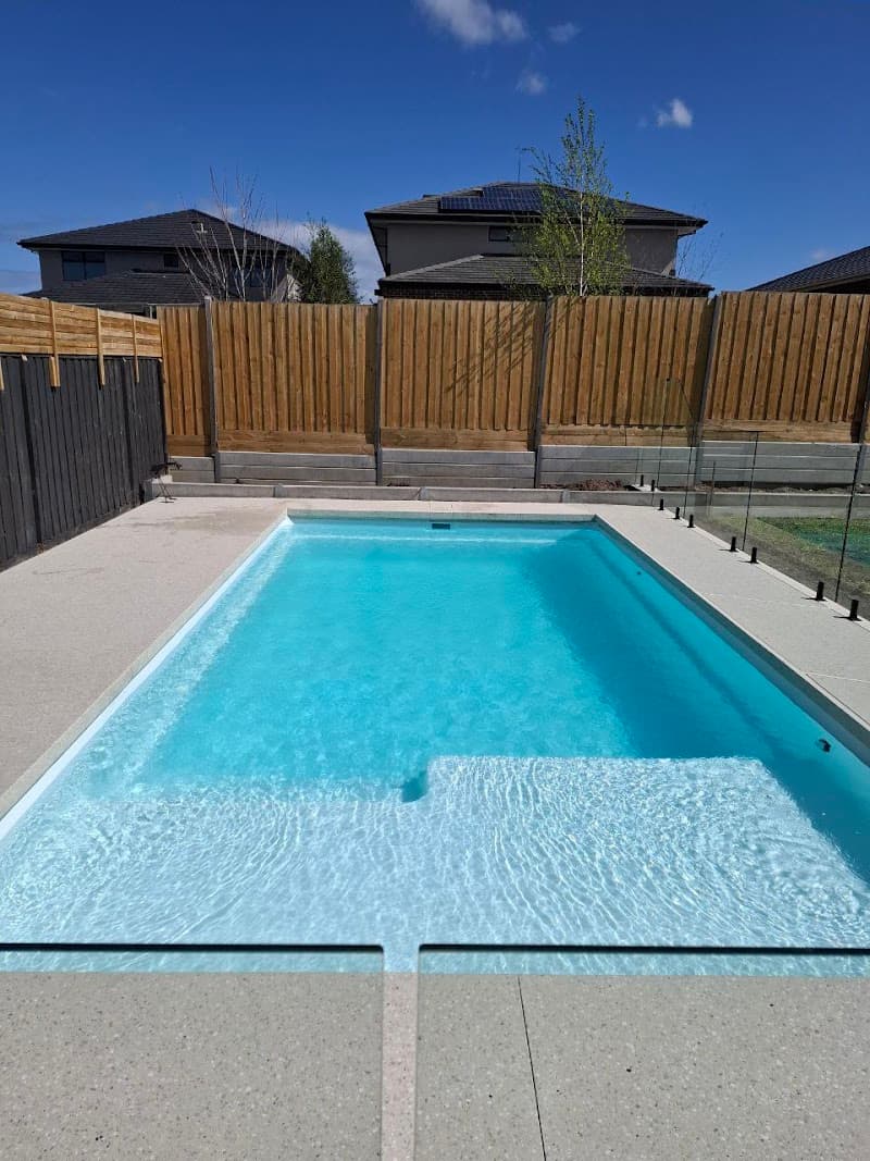 Litra PoolCare pool maintenance work in Carrum Downs