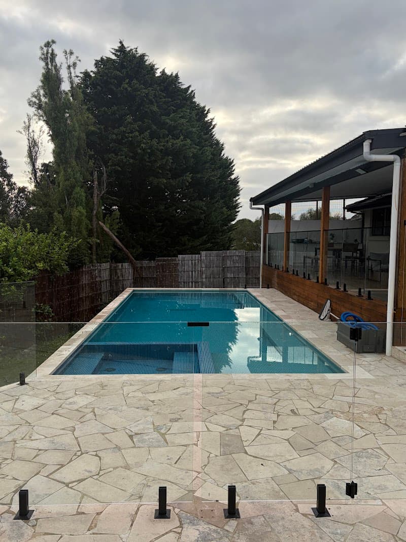 Litra PoolCare pool maintenance work in Carrum Downs