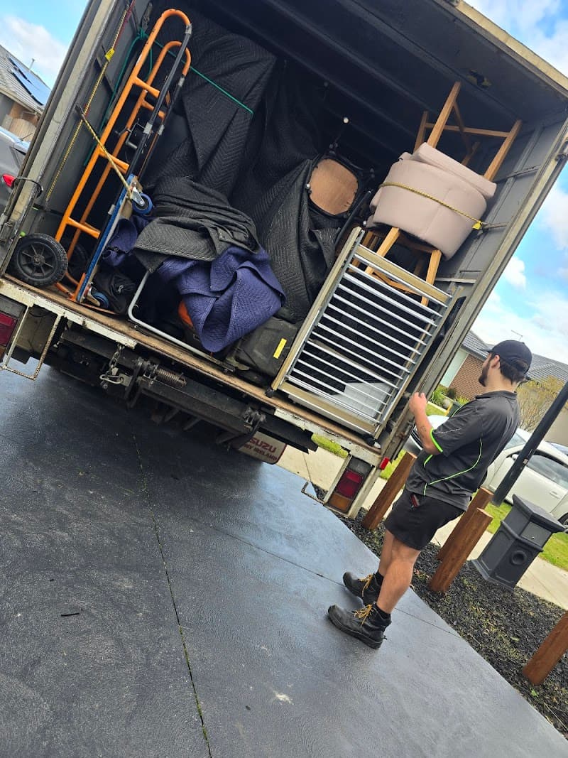 Little Green Removals Geelong removalist work in Breakwater