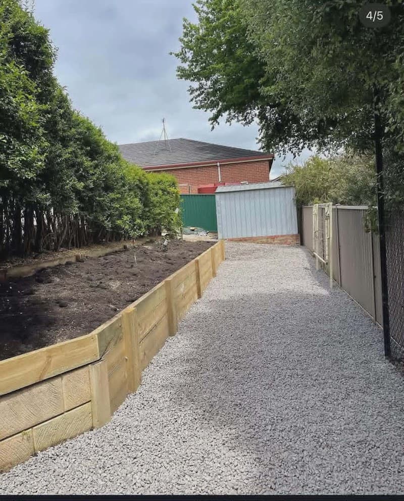 LiveEdge Landscaping landscaping work in Maroochydore