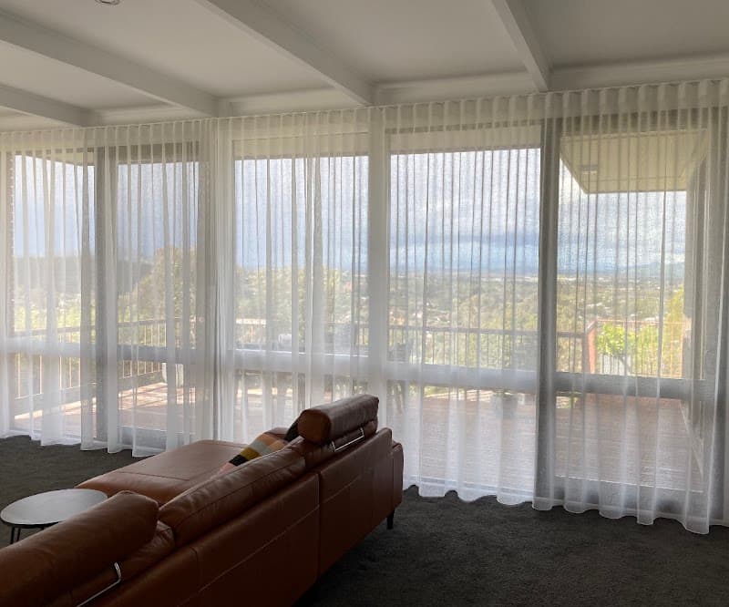 LM Curtains & Blinds-Luxaflex curtains & blinds work in Lavington