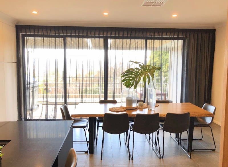 LM Curtains & Blinds-Luxaflex curtains & blinds work in Lavington