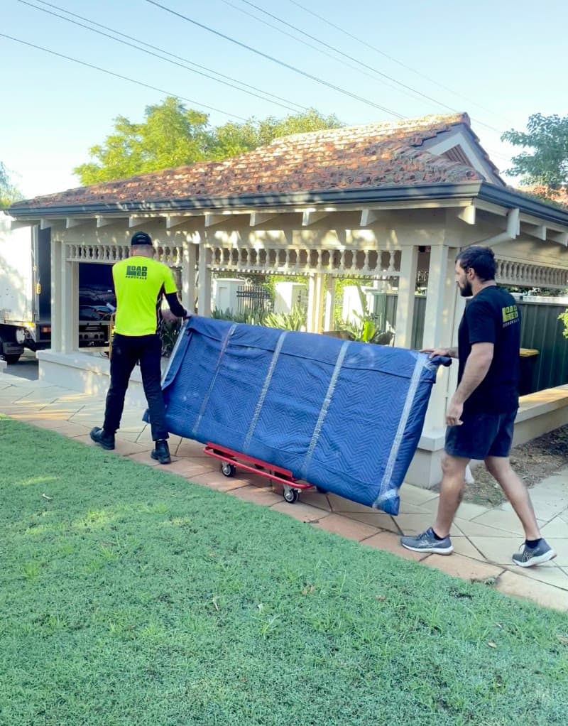 Loaded Removals removalist work in Padbury