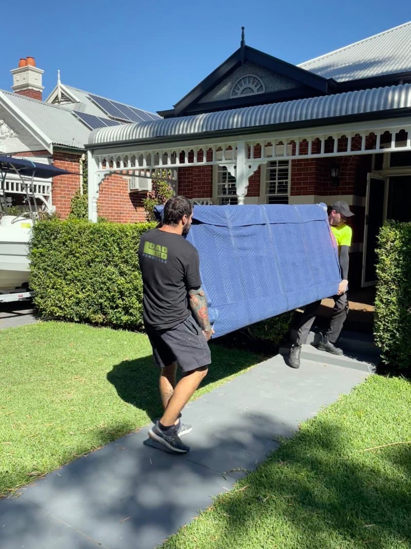 Loaded Removals removalist work in Padbury