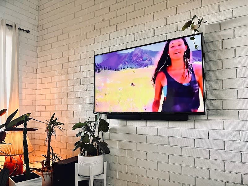 Local Bloke Antenna Services antenna & tv work in Red Hill