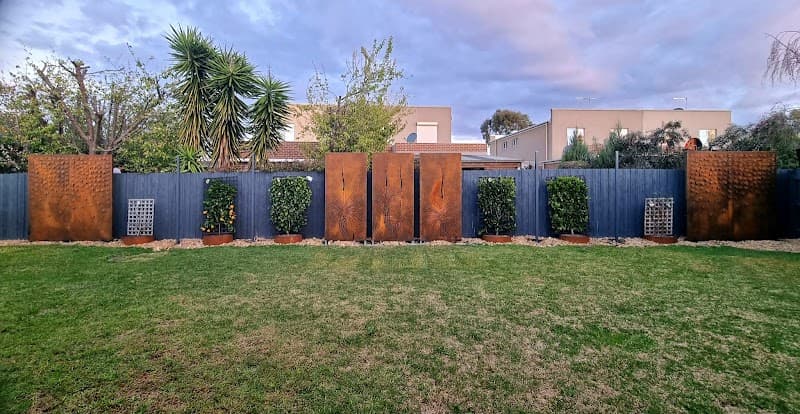 LOCK UP QUALITY GATES & FENCING fencing work in Dandenong