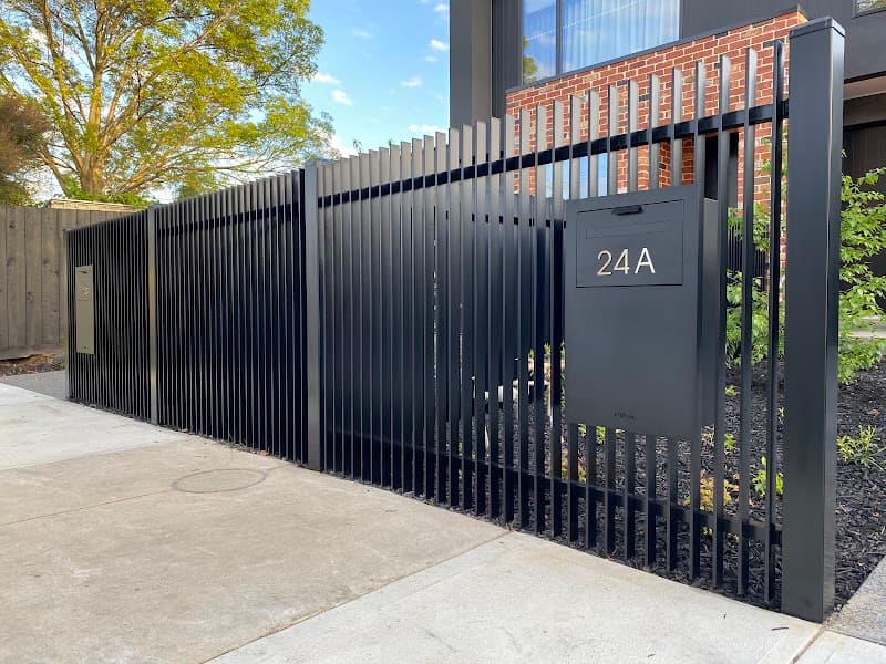 LOCK UP QUALITY GATES & FENCING fencing work in Dandenong