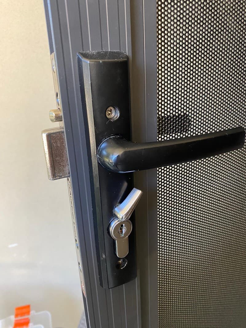 LocksFree247 - Locksmith Surfers Paradise locksmith work in Surfers Paradise