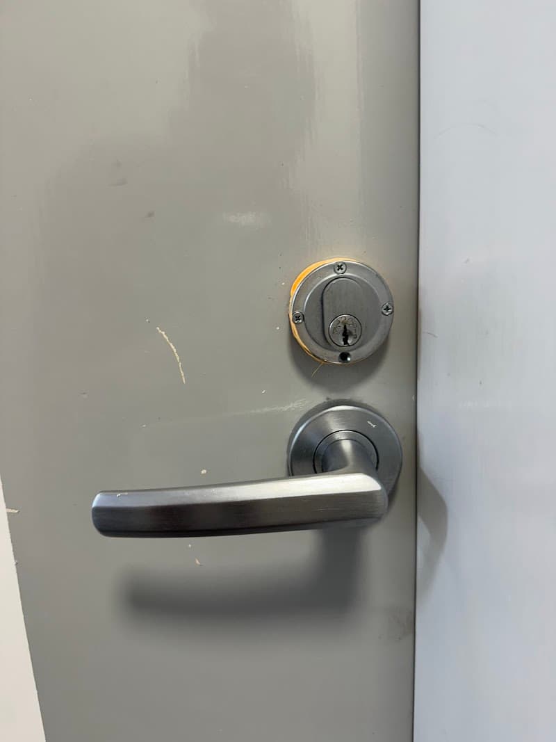 Locksmith CBD & Albert park locksmith work in Southbank