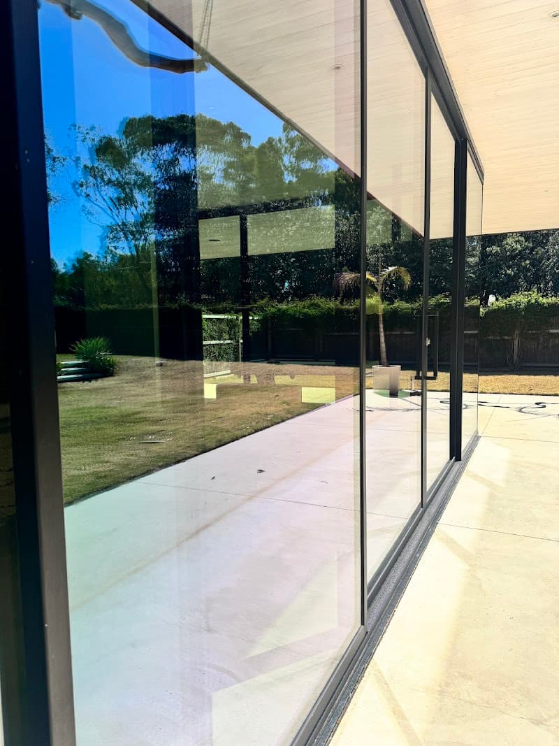 LOFI window cleaning gutter cleaning work in Frankston South