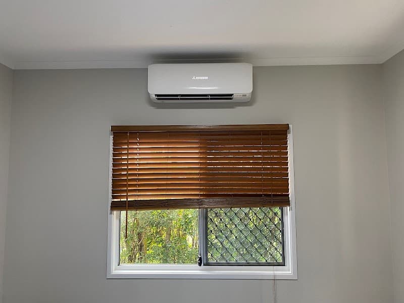 Logan Air & Electrical air conditioning work in Shailer Park
