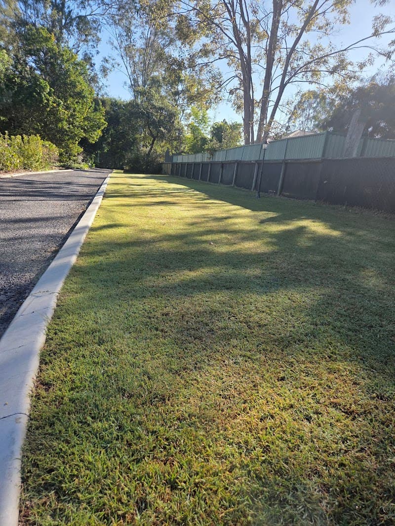 Logan Lawn Mowing & Garden Care landscaping work in Stockleigh