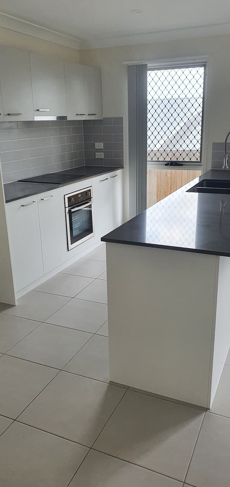Loves Cleaning Goldcoast cleaning work in Southport