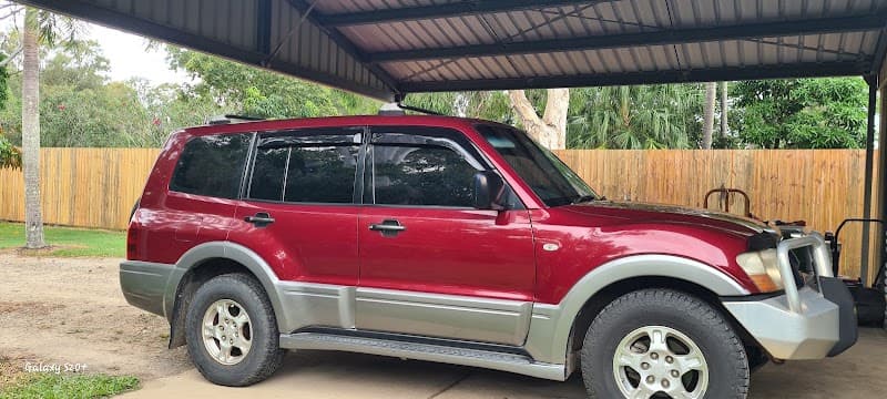 Loyalty Tinting Hervey Bay window tinting work in Pialba