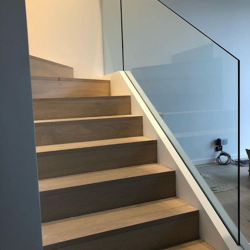 Lux Glass Northern Beaches glass & glazier work in Dee Why