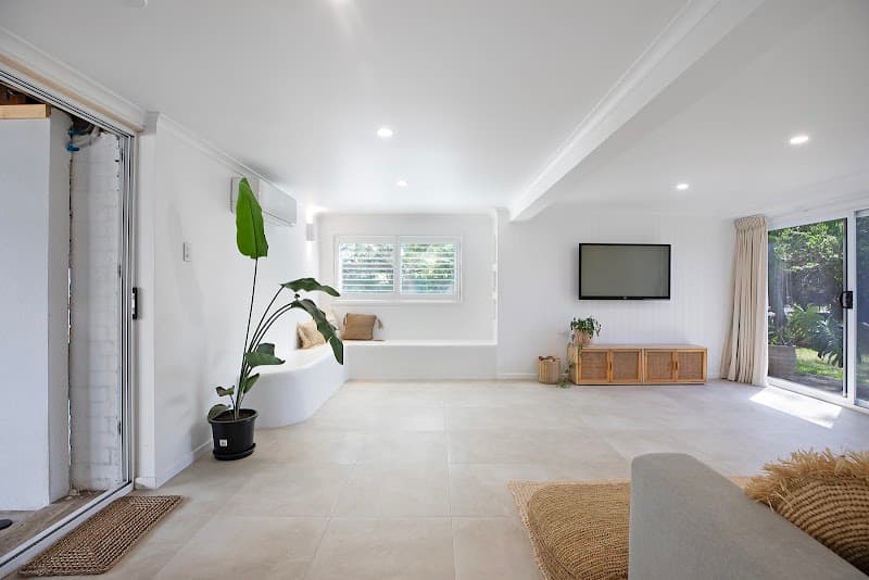 Luxe Tile and Stone Whitsundays tiling work in Glenella