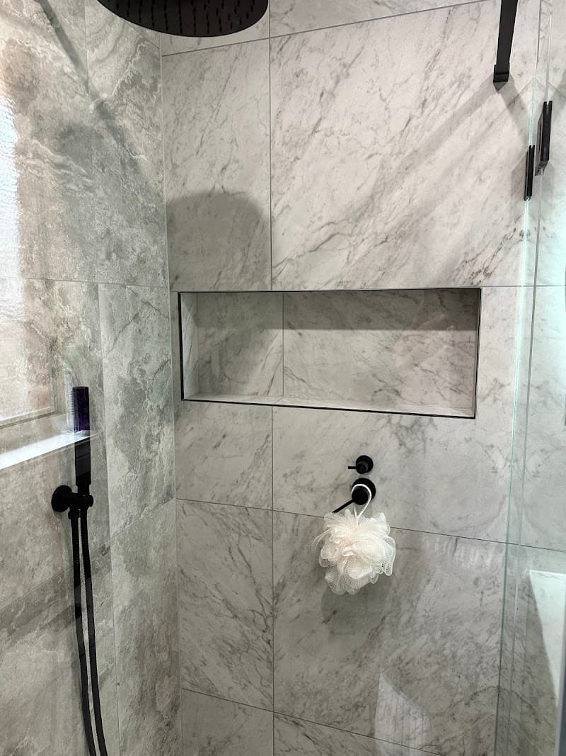 Luxe Tiling & Waterproofing tiling work in Narre Warren South