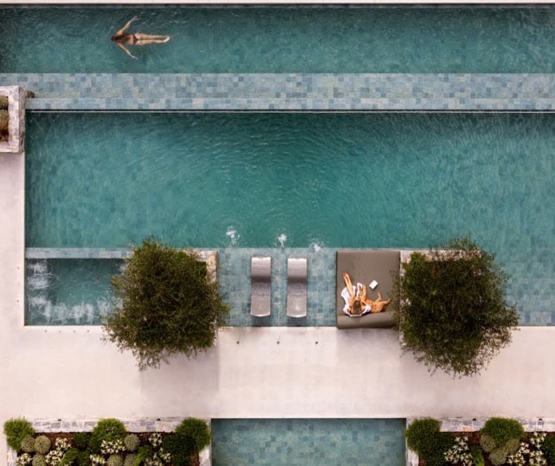 Luxury Pools & Outdoor Living pool builder work in Terrigal
