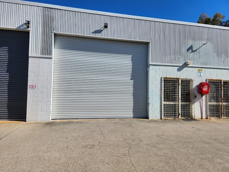 M & C DOOR REPAIRS garage doors work in Capalaba