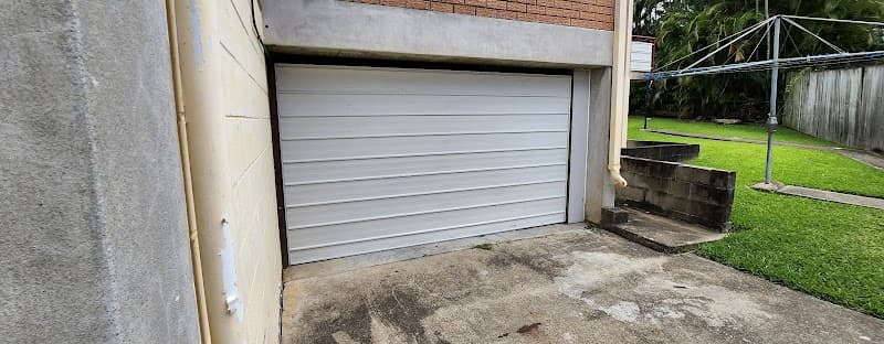 M & C DOOR REPAIRS garage doors work in Capalaba