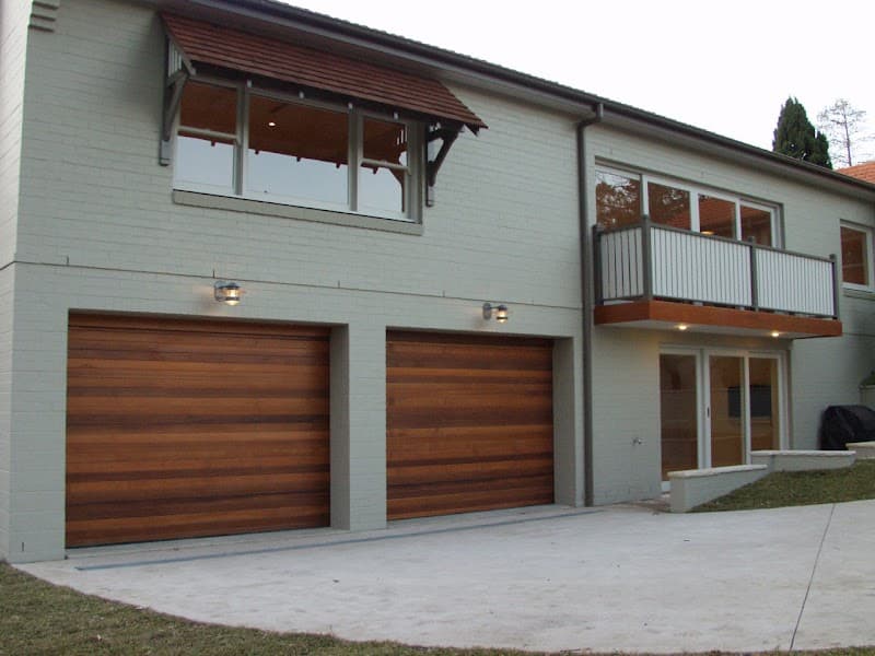 M & H Garage Door Company garage doors work in Dee Why