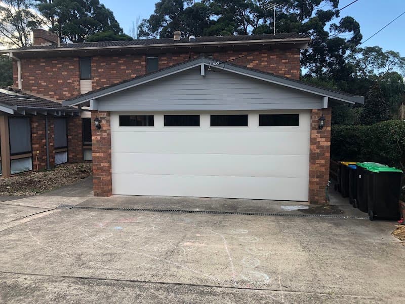 M & H Garage Door Company garage doors work in Dee Why