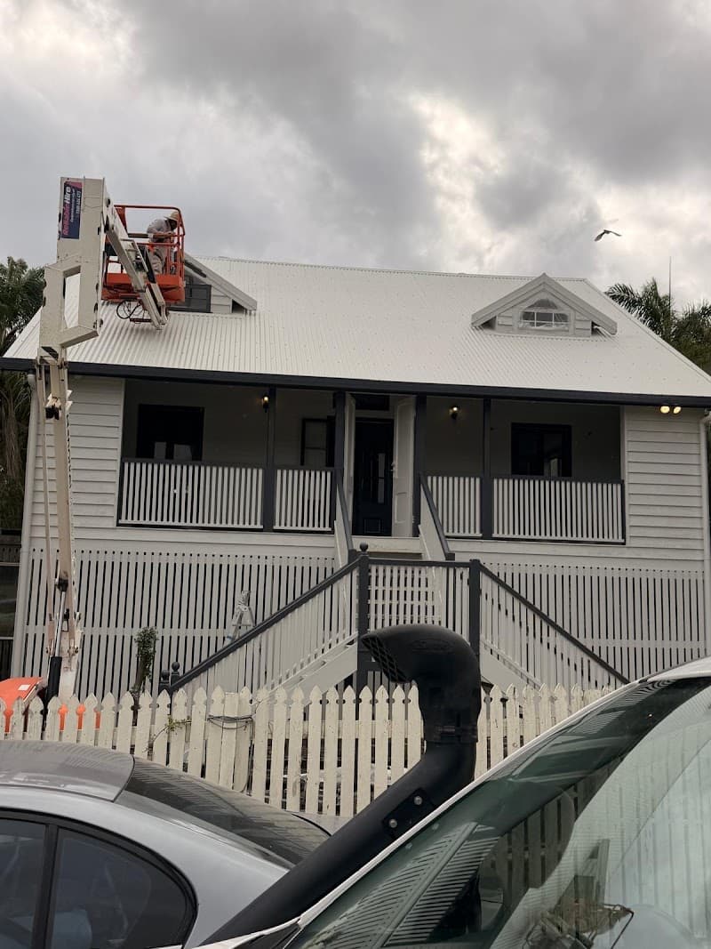 m m professional painting pty Ltd painter work in Norman Gardens