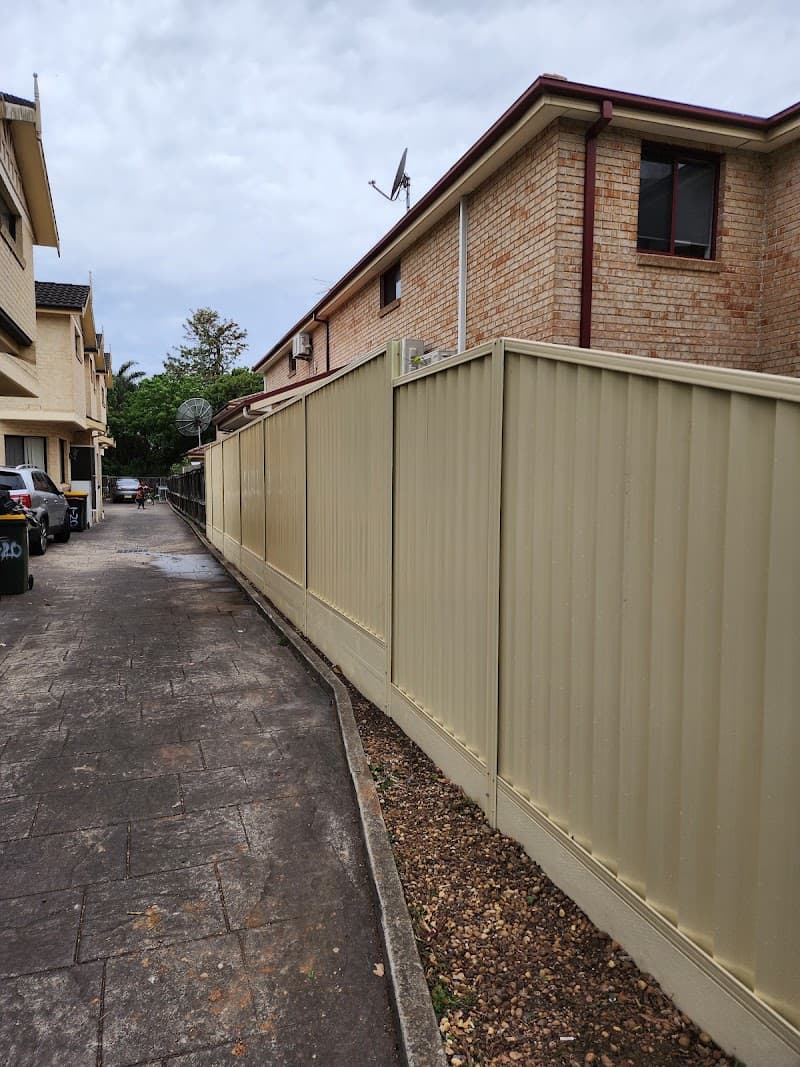 M S Fencing “ The Fencing People “ fencing work in Guildford