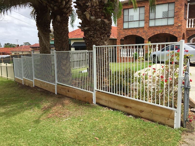 M S Fencing “ The Fencing People “ fencing work in Guildford