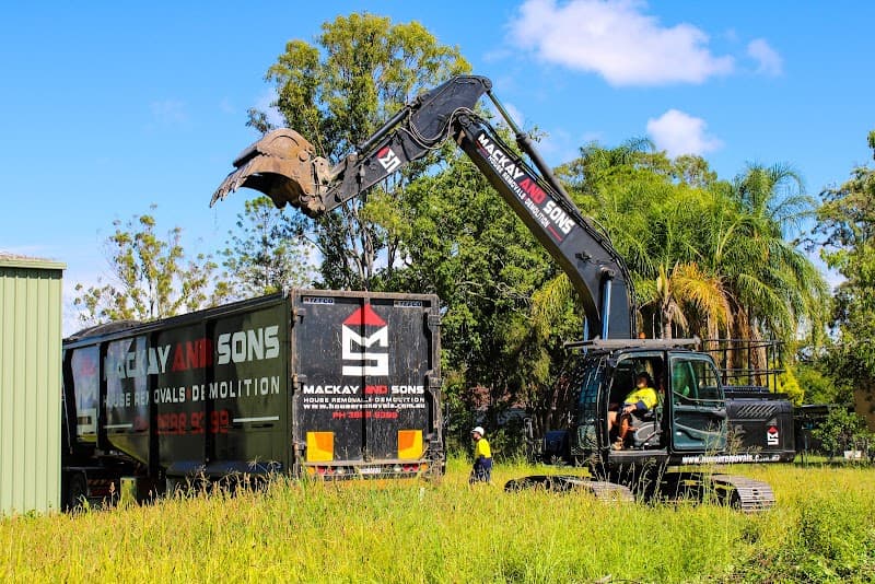 Mackay and Sons House Demolition Brisbane demolition work in Narangba