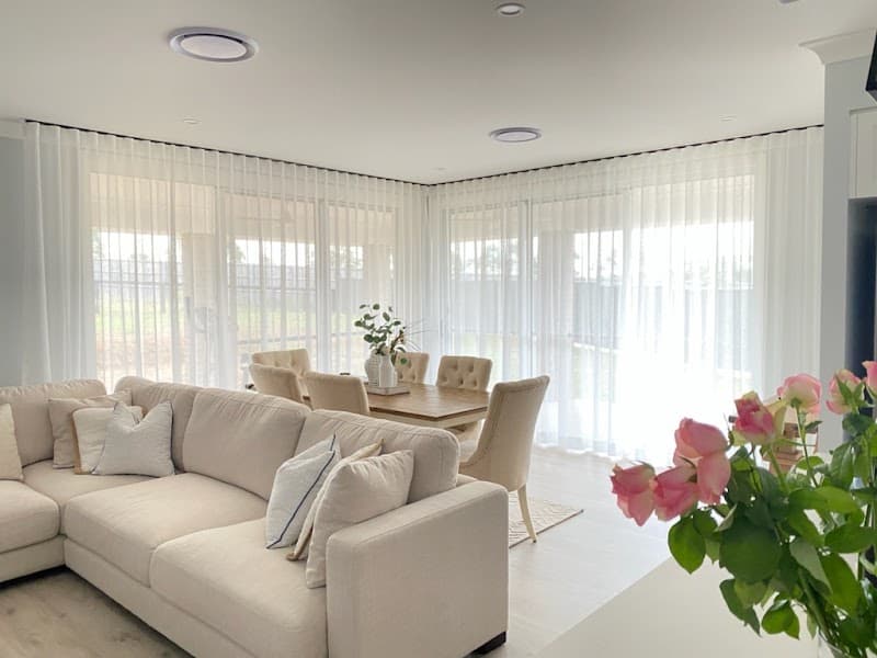 MADE2MEASURE Blinds curtains & blinds work in Thornton